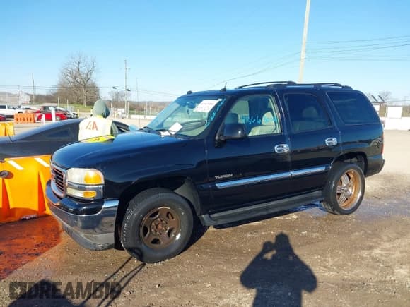 ✅ 2005 GMC Yukon SLT • VIN: 1GKEC13T25J151887 • Lot: 43663000. Listed on IAAI with 224,430 mi. Free auction sales archive from the USA and detailed vehicle history report at DreamBid. Image 14.