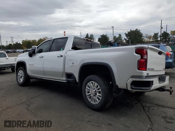 ✅ 2021 Chevrolet Silverado 2500HD High Country • VIN: 1GC4YREY3MF265561 • Лот: 91685955. Опубликован ранее на Copart с пробегом 67 494 миль. Бесплатный доступ к архиву аукционных продаж из США и подробный отчёт об истории автомобиля на DreamBid. Изображение 2.