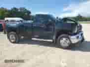 2017 Chevrolet Silverado 3500HD Work Truck z VIN 1GC3KYCG2HZ339400, wystawiony jako Copart lot #67824424 z przebiegiem 48 926 mil mil oraz Szkoda całkowita • Salvage title. Historia ofert i sprzedaży dostępna na DreamBid. Obrazek 4.