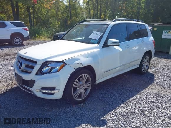 ✅ 2013 Mercedes-Benz GLK 350 • VIN: WDCGG8JB8DG109077 • Lot: 43320652. Wystawiony na IAAI z przebiegiem 218 075 mil. Bezpłatny archiwum sprzedaży aukcyjnych z USA i szczegółowy raport historii pojazdu na DreamBid. Zdjęcie 17.