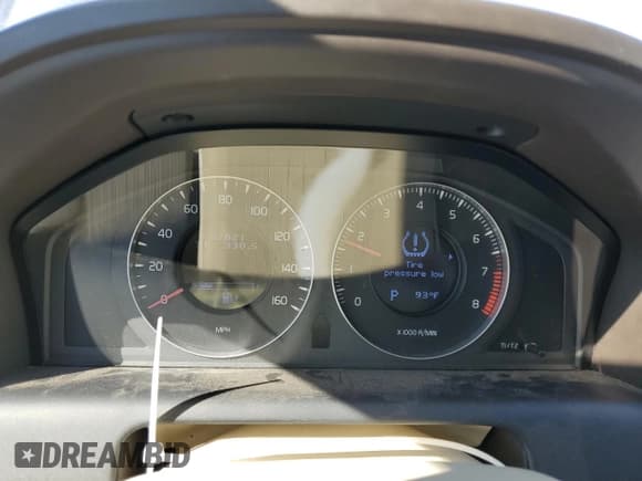 ✅ 2010 Volvo XC60 3.2L • VIN: YV4960DL4A2083994 • Lot: 71965455. Wystawiony na Copart z przebiegiem 97 021 mil. Bezpłatny archiwum sprzedaży aukcyjnych z USA i szczegółowy raport historii pojazdu na DreamBid. Zdjęcie 9.