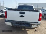 ✅ 2008 Chevrolet Silverado 1500 • VIN: 2GCFC13Y681118367 • Lot: 42632087. Wystawiony na IAAI z przebiegiem 99 623 mil. Bezpłatny archiwum sprzedaży aukcyjnych z USA i szczegółowy raport historii pojazdu na DreamBid. Zdjęcie 16.