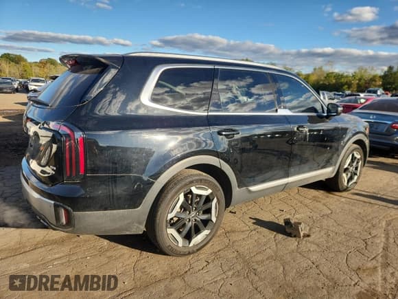 ✅ 2023 Kia Telluride EX X-Line • VIN: 5XYP3DGC7PG395280 • Лот: 85564935. Опубликован ранее на Copart с пробегом 21 122 миль. Бесплатный доступ к архиву аукционных продаж из США и подробный отчёт об истории автомобиля на DreamBid. Изображение 3.