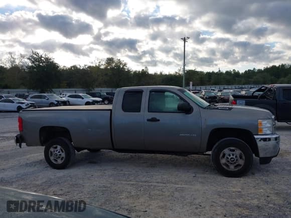 ✅ 2013 Chevrolet Silverado 2500HD LT • VIN: 1GC2CXCG8DZ349202 • Lot: 43619800. Listed on IAAI with 169,852 mi. Free auction sales archive from the USA and detailed vehicle history report at DreamBid. Image 13.