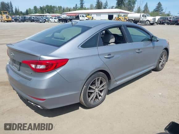2017 Hyundai Sonata Sport with VIN 5NPE34AB7HH498250, listed as a IAAI auction lot 42233579 with 102,114 mi miles and . Bid and sale history available at DreamBid. Image 4.