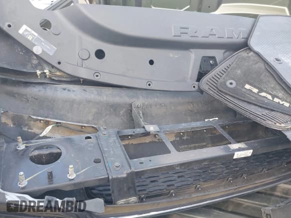 ✅ 2020 Ram 1500 Big Horn • VIN: 1C6RRFFG5LN288617 • Lot: 39348771. Listed on IAAI with 60,776 mi. Free auction sales archive from the USA and detailed vehicle history report at DreamBid. Image 19.