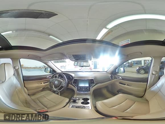 ✅ 2015 Jeep Grand Cherokee Overland • VIN: 1C4RJFCG7FC673181 • Lot: 46527875. Listed on Copart with 124,503 mi. Free auction sales archive from the USA and detailed vehicle history report at DreamBid. Image 13.