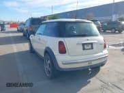 ✅ 2003 MINI Hardtop • VIN: WMWRC33473TC42303 • Лот: 41264575. Опубликован ранее на IAAI с пробегом 159 290 миль. Бесплатный доступ к архиву аукционных продаж из США и подробный отчёт об истории автомобиля на DreamBid. Изображение 3.