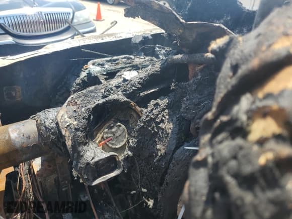 ✅ 2013 Ford Expedition Max XLT • VIN: 1FMJK1J51DEF53453 • Lot: 67968485. Listed on Copart with Not provided. Free auction sales archive from the USA and detailed vehicle history report at DreamBid. Image 9.