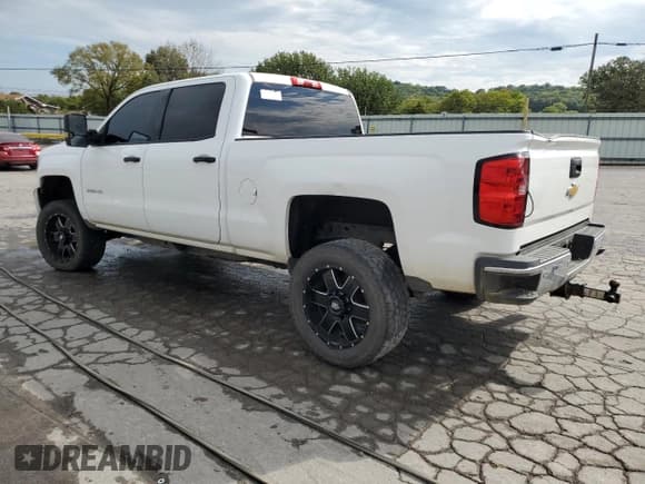 ✅ 2015 Chevrolet Silverado 2500HD LT • VIN: 1GC1KVE86FF169973 • Лот: 81327335. Опубликован ранее на Copart с пробегом 225 591 миль. Бесплатный доступ к архиву аукционных продаж из США и подробный отчёт об истории автомобиля на DreamBid. Изображение 2.