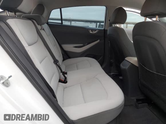 ✅ 2022 Hyundai Ioniq SE • VIN: KMHC75LC2NU279491 • Lot: 42731915. Wystawiony na Copart z przebiegiem 25 943 mil. Bezpłatny archiwum sprzedaży aukcyjnych z USA i szczegółowy raport historii pojazdu na DreamBid. Zdjęcie 11.