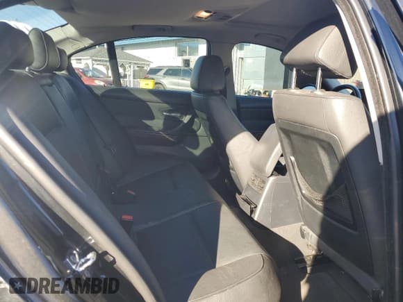 ✅ 2008 BMW 3 Series 335xi • VIN: WBAVD535X8A286196 • Lot: 92967385. Listed on Copart with 161,854 mi. Free auction sales archive from the USA and detailed vehicle history report at DreamBid. Image 10.