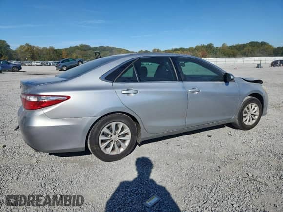 2015 Toyota Camry LE with VIN 4T4BF1FK7FR493975, listed as a Copart auction lot 86841745 with 109,582 mi miles and Salvage title. Bid and sale history available at DreamBid. Image 3.