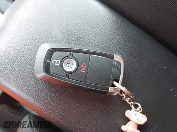 ✅ 2021 Ford EcoSport SE • VIN: MAJ6S3GL6MC454673 • Lot: 42822095. Wystawiony na IAAI z przebiegiem 29 267 mil. Bezpłatny archiwum sprzedaży aukcyjnych z USA i szczegółowy raport historii pojazdu na DreamBid. Zdjęcie 11.