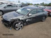 ✅ 2024 Hyundai Elantra Limited • VIN: KMHLP4DG4RU658753 • Lot: 57227635. Listed on Copart with 17,101 mi. Free auction sales archive from the USA and detailed vehicle history report at DreamBid. Image 1.