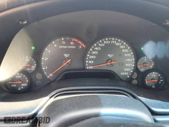 ✅ 2000 Chevrolet Corvette • VIN: 1G1YY22G7Y5120564 • Lot: 71281484. Wystawiony na Copart z przebiegiem Nie podano mil. Skorzystaj z bezpłatnego archiwum sprzedaży aukcyjnych z USA i zobacz szczegółowy raport historii pojazdu na DreamBid. Zdjęcie 9.