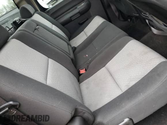 2009 Chevrolet Silverado 1500 LS z VIN 3GCEK13C69G149632, wystawiony jako Copart lot #56961485 z przebiegiem 255 409 mil mil oraz Szkoda całkowita • Salvage title. Historia ofert i sprzedaży dostępna na DreamBid. Obrazek 10.