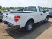 ✅ 2013 Ford F-150 XL • VIN: 1FTMF1CM9DKD55134 • Lot: 42376923. Wystawiony na IAAI z przebiegiem 74 237 mil. Bezpłatny archiwum sprzedaży aukcyjnych z USA i szczegółowy raport historii pojazdu na DreamBid. Zdjęcie 4.