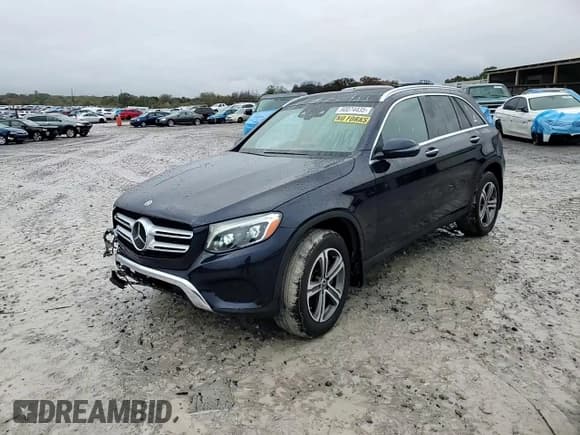 ✅ 2018 Mercedes-Benz GLC 300 • VIN: WDC0G4KB1JV026011 • Lot: 90074435. Wystawiony na Copart z przebiegiem 88 846 mil. Bezpłatny archiwum sprzedaży aukcyjnych z USA i szczegółowy raport historii pojazdu na DreamBid. Zdjęcie 15.