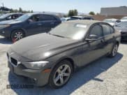 ✅ 2013 BMW 3 Series 328i xDrive • VIN: WBA3B5C50DF596691 • Лот: 68050855. Опубликован ранее на Copart с пробегом 159 728 миль. Бесплатный доступ к архиву аукционных продаж из США и подробный отчёт об истории автомобиля на DreamBid. Изображение 1.