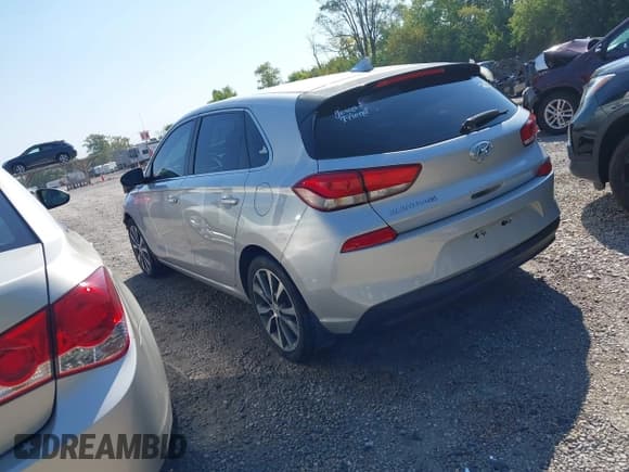 ✅ 2019 Hyundai Elantra • VIN: KMHH35LE3KU102124 • Лот: 43186393. Опубликован ранее на IAAI с пробегом 47 154 миль. Бесплатный доступ к архиву аукционных продаж из США и подробный отчёт об истории автомобиля на DreamBid. Изображение 15.