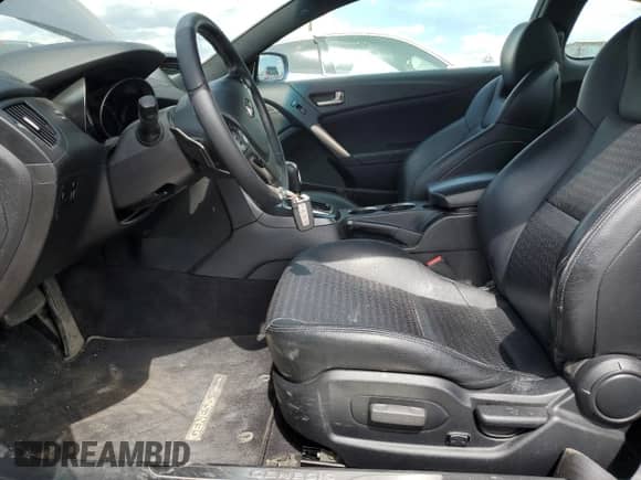 2016 Hyundai Genesis Coupe Ultimate z VIN KMHHU6KJ6GU137328, wystawiony jako Copart lot #88534395 z przebiegiem 110 104 mil mil oraz Szkoda całkowita • Salvage title. Historia ofert i sprzedaży dostępna na DreamBid. Obrazek 7.