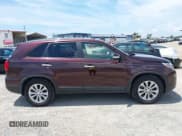 ✅ 2014 Kia Sorento EX • VIN: 5XYKU4A77EG521539 • Lot: 42896765. Wystawiony na IAAI z przebiegiem 100 562 mil. Bezpłatny archiwum sprzedaży aukcyjnych z USA i szczegółowy raport historii pojazdu na DreamBid. Zdjęcie 13.