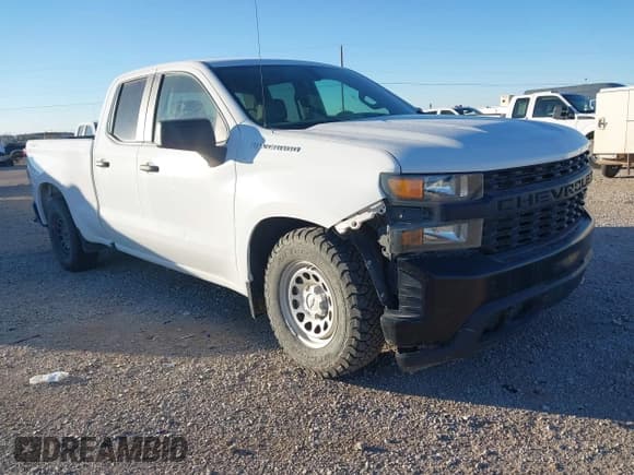 ✅ 2021 Chevrolet Silverado 1500 Work Truck • VIN: 1GCRYAEF2MZ354624 • Lot: 43484384. Wystawiony na IAAI z przebiegiem 56 732 mil. Bezpłatny archiwum sprzedaży aukcyjnych z USA i szczegółowy raport historii pojazdu na DreamBid. Zdjęcie 1.