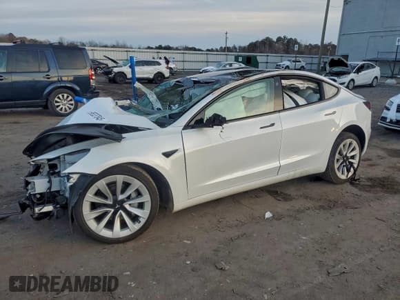 ✅ 2023 Tesla Model 3 Long Range • VIN: 5YJ3E1EB9PF632778 • Lot: 96337845. Wystawiony na Copart z przebiegiem Nie podano. Bezpłatny archiwum sprzedaży aukcyjnych z USA i szczegółowy raport historii pojazdu na DreamBid. Zdjęcie 1.