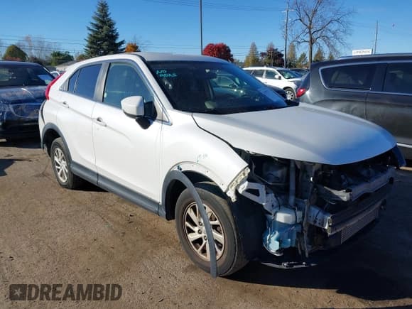 ✅ 2019 Mitsubishi Eclipse Cross ES • VIN: JA4AT3AA5KZ016935 • Lot: 43598223. Wystawiony na IAAI z przebiegiem 134 282 mil. Bezpłatny archiwum sprzedaży aukcyjnych z USA i szczegółowy raport historii pojazdu na DreamBid. Zdjęcie 1.