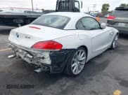 ✅ 2015 BMW Z4 sDrive35i • VIN: WBALM7C55FJ798903 • Lot: 43519063. Wystawiony na IAAI z przebiegiem 72 697 mil. Bezpłatny archiwum sprzedaży aukcyjnych z USA i szczegółowy raport historii pojazdu na DreamBid. Zdjęcie 4.