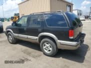 ✅ 1999 Chevrolet Blazer Trailblazer • VIN: 1GNDT13W5X2137343 • Lot: 62332925. Wystawiony na Copart z przebiegiem 178 668 mil. Bezpłatny archiwum sprzedaży aukcyjnych z USA i szczegółowy raport historii pojazdu na DreamBid. Zdjęcie 2.