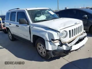 ✅ 2015 Jeep Patriot Sport • VIN: 1C4NJPBA9FD389840 • Lot: 43668449. Wystawiony na IAAI z przebiegiem 136 622 mil. Bezpłatny archiwum sprzedaży aukcyjnych z USA i szczegółowy raport historii pojazdu na DreamBid. Zdjęcie 1.