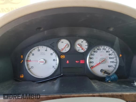 ✅ 2005 Ford Five Hundred Limited • VIN: 1FAFP25155G167154 • Лот: 82202815. Опубликован ранее на Copart с пробегом Не указан. Бесплатный доступ к архиву аукционных продаж из США и подробный отчёт об истории автомобиля на DreamBid. Изображение 9.