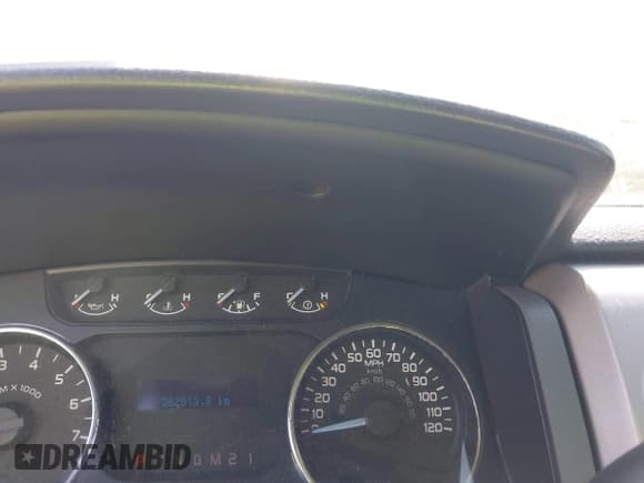 ✅ 2011 Ford F-150 Lariat • VIN: 1FTFW1EF2BFB12102 • Lot: 42851890. Listed on IAAI with 382,813 mi. Free auction sales archive from the USA and detailed vehicle history report at DreamBid. Image 15.