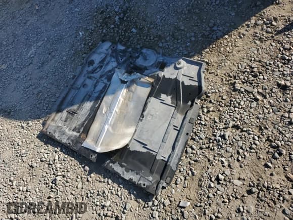 ✅ 2021 Mercedes-Benz CLA 250 • VIN: W1K5J4GB4MN216322 • Lot: 90095035. Listed on Copart with 81,799 mi. Free auction sales archive from the USA and detailed vehicle history report at DreamBid. Image 12.