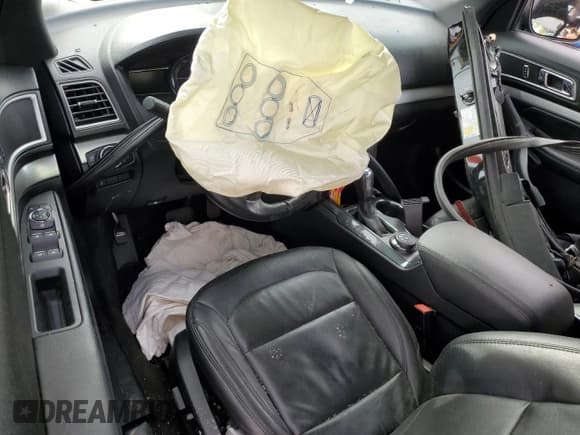 ✅ 2017 Ford Explorer XLT • VIN: 1FM5K8D8XHGD24473 • Lot: 53803405. Listed on Copart with Not provided. Free auction sales archive from the USA and detailed vehicle history report at DreamBid. Image 8.