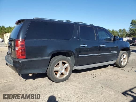 ✅ 2013 Chevrolet Suburban LTZ • VIN: 1GNSCKE08DR105799 • Lot: 93057155. Wystawiony na Copart z przebiegiem 257 010 mil. Bezpłatny archiwum sprzedaży aukcyjnych z USA i szczegółowy raport historii pojazdu na DreamBid. Zdjęcie 3.