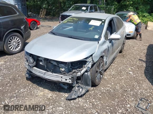 ✅ 2022 Toyota Corolla SE • VIN: JTDS4MCE9N3510848 • Lot: 42809929. Wystawiony na IAAI z przebiegiem 91 635 mil. Bezpłatny archiwum sprzedaży aukcyjnych z USA i szczegółowy raport historii pojazdu na DreamBid. Zdjęcie 6.