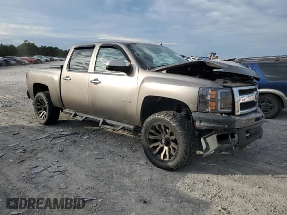 ✅ 2013 Chevrolet Silverado 1500 LTZ • VIN: 3GCPKTE71DG158591 • Lot: 70028134. Listed on Copart with 324,049 mi. Free auction sales archive from the USA and detailed vehicle history report at DreamBid. Image 4.