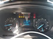 ✅ 2017 Ford Fusion S • VIN: 3FA6P0G75HR380608 • Lot: 81863285. Wystawiony na Copart z przebiegiem 147 516 mil. Bezpłatny archiwum sprzedaży aukcyjnych z USA i szczegółowy raport historii pojazdu na DreamBid. Zdjęcie 9.