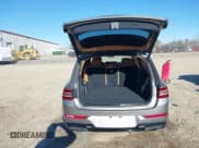 ✅ 2023 Genesis GV80 • VIN: KMUHCESC6PU128600 • Lot: 41179553. Wystawiony na IAAI z przebiegiem 33 225 mil. Bezpłatny archiwum sprzedaży aukcyjnych z USA i szczegółowy raport historii pojazdu na DreamBid. Zdjęcie 19.