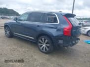 ✅ 2024 Volvo XC90 Plus • VIN: YV4H60LEXR1227791 • Lot: 42353724. Wystawiony na IAAI z przebiegiem 23 039 mil. Bezpłatny archiwum sprzedaży aukcyjnych z USA i szczegółowy raport historii pojazdu na DreamBid. Zdjęcie 3.