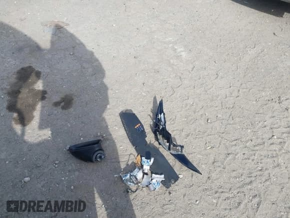 ✅ 2017 Chevrolet Cruze LT • VIN: 1G1BE5SM7H7158824 • Лот: 43632097. Опубликован ранее на IAAI с пробегом 81 777 миль. Бесплатный доступ к архиву аукционных продаж из США и подробный отчёт об истории автомобиля на DreamBid. Изображение 12.