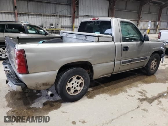 ✅ 2003 Chevrolet Silverado 1500 LS • VIN: 1GCEC14X83Z291647 • Лот: 84593145. Опубликован ранее на Copart с пробегом Не указан. Бесплатный доступ к архиву аукционных продаж из США и подробный отчёт об истории автомобиля на DreamBid. Изображение 3.