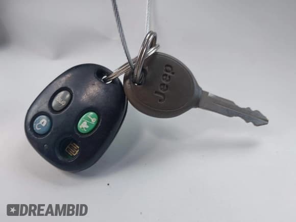 ✅ 2002 Jeep Liberty Limited • VIN: 1J8GL58K22W302844 • Lot: 42501721. Listed on IAAI with 133,078 mi. Free auction sales archive from the USA and detailed vehicle history report at DreamBid. Image 11.