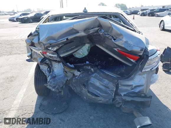 ✅ 2017 Hyundai Sonata SE • VIN: 5NPE24AF3HH579039 • Lot: 39765677. Wystawiony na IAAI z przebiegiem 95 568 mil. Bezpłatny archiwum sprzedaży aukcyjnych z USA i szczegółowy raport historii pojazdu na DreamBid. Zdjęcie 6.