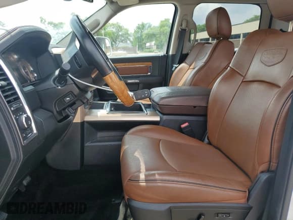 ✅ 2014 Ram 2500 Longhorn • VIN: 3C6UR5GL6EG266122 • Lot: 63589145. Listed on Copart with 70,571 mi. Free auction sales archive from the USA and detailed vehicle history report at DreamBid. Image 7.