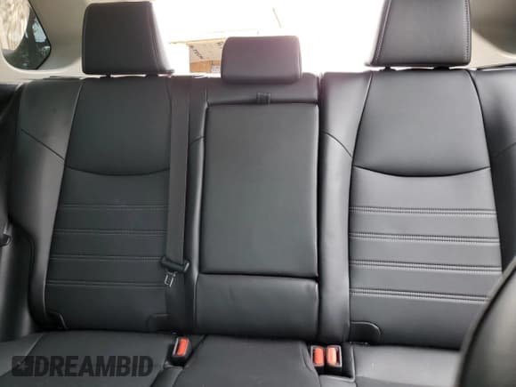 ✅ 2023 Toyota RAV4 XLE Premium • VIN: 2T3A1RFV7PW358517 • Lot: 84618585. Listed on Copart with 38,809 mi. Free auction sales archive from the USA and detailed vehicle history report at DreamBid. Image 10.