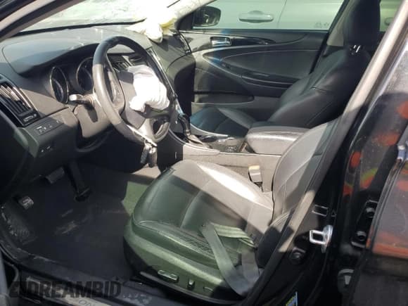 ✅ 2013 Hyundai Sonata SE • VIN: 5NPEC4AC4DH726725 • Lot: 51821295. Listed on Copart with 94,092 mi. Free auction sales archive from the USA and detailed vehicle history report at DreamBid. Image 7.